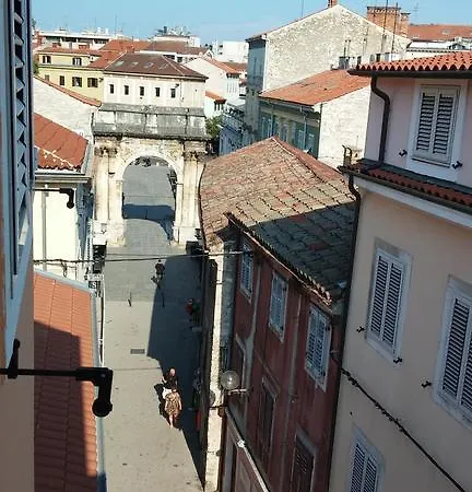 Arco Arina Apartman Póla