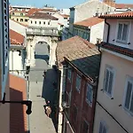 Arco Arina Apartamento Pula